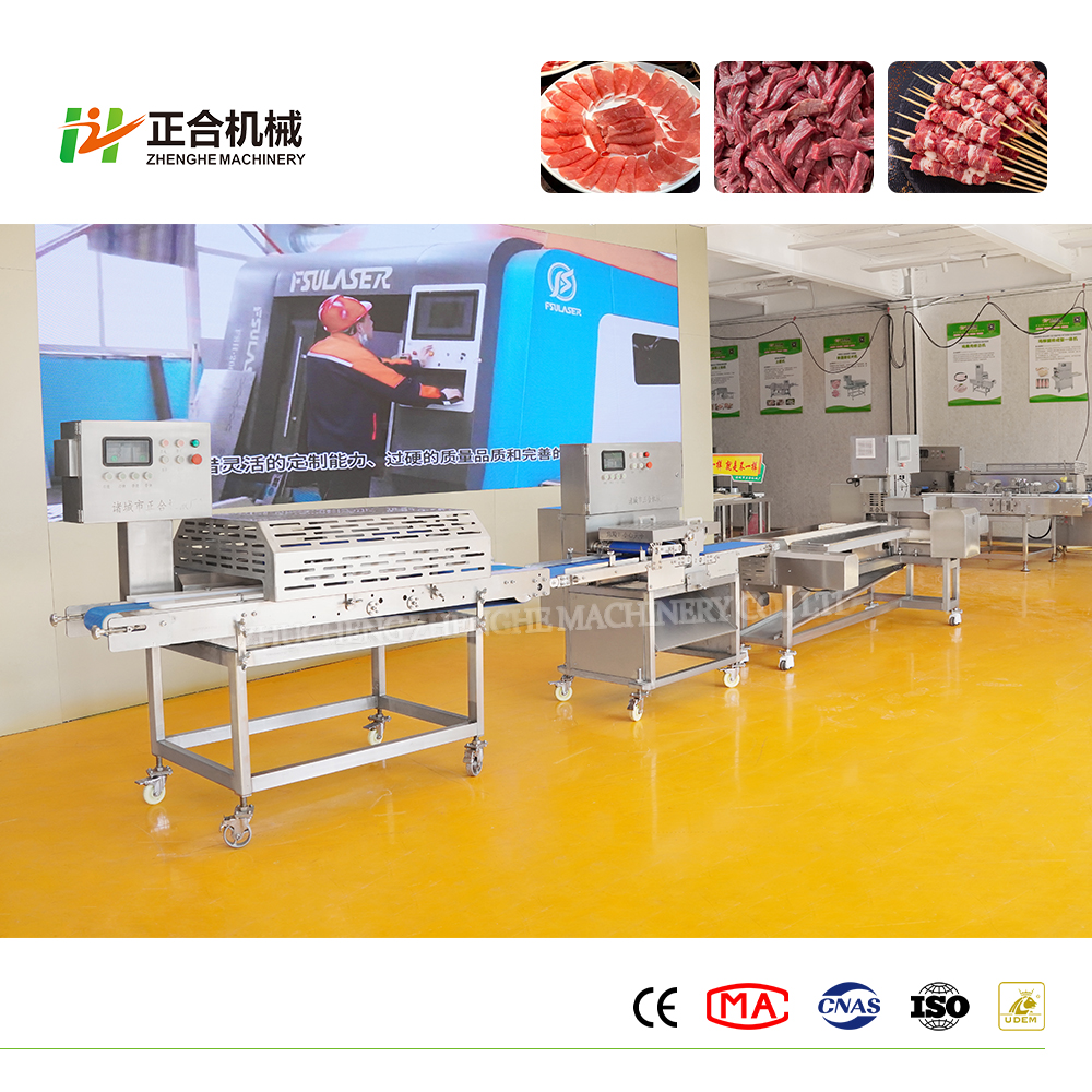 Handels übliche Produktions linie zum Schneiden und Aufspießen von Fleischst reifen